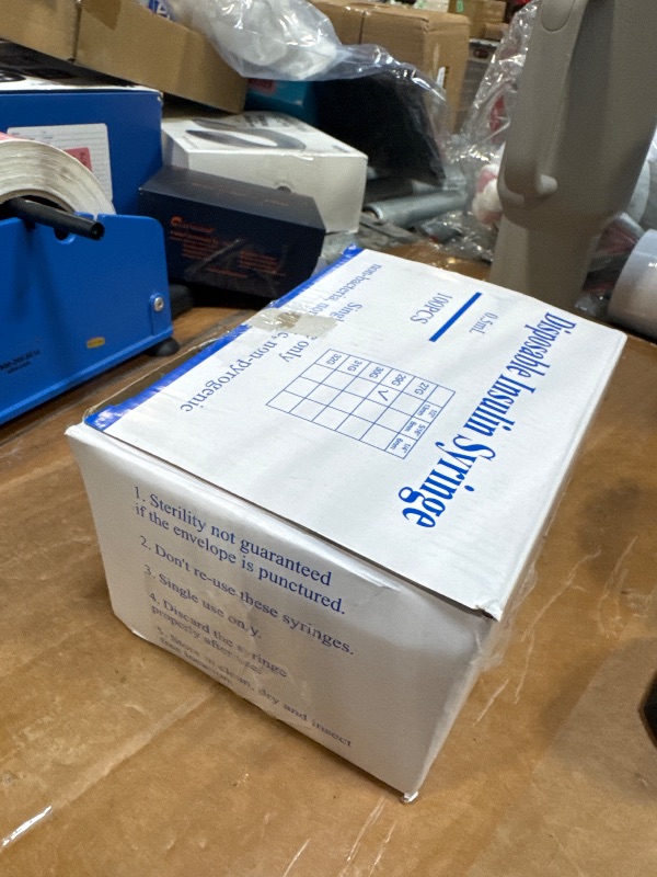 Photo 1 of 0.5ml Syringes 29G x 1/2" 12.7mm Disposable Lab Syringe with Caps, 100 Pack