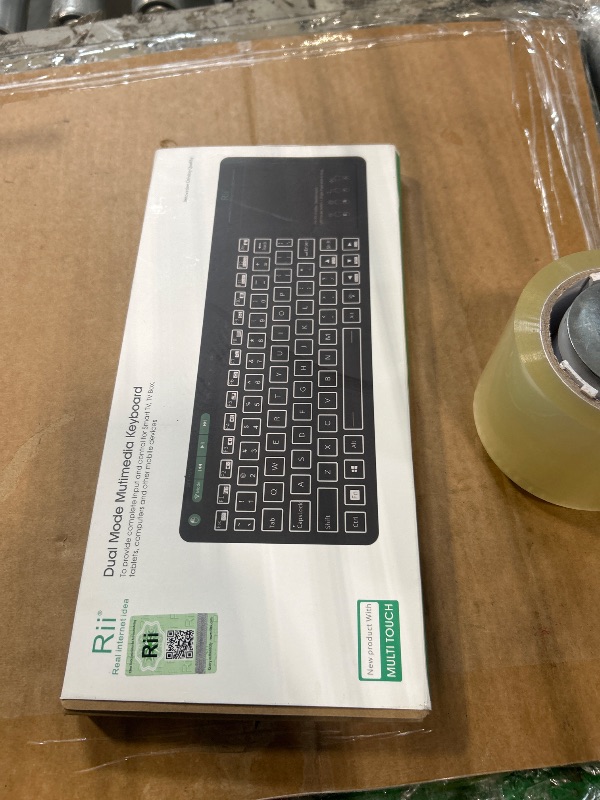Photo 1 of (Dual Mode) Rii RT518S Wireless and Bluetooth 2-LED Color Backlit Multimedia Keyboard with Multi-Touch Big Size Trackpad,Rechargable Keyboard for Android TV Box,PC,Tablets,Smart TV, HTPC, IPTV,Windows