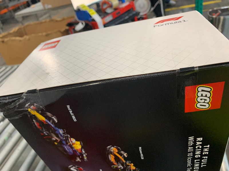 Photo 1 of ***FACTORY SEALED***
LEGO Speed Champions Ultimate Formula 1 Collector's Pack - Contains 10 Sets in 1 - Includes Exclusive Poster - Collectible F1 Model Car Kit - Gift for Race Car Fans - 66802