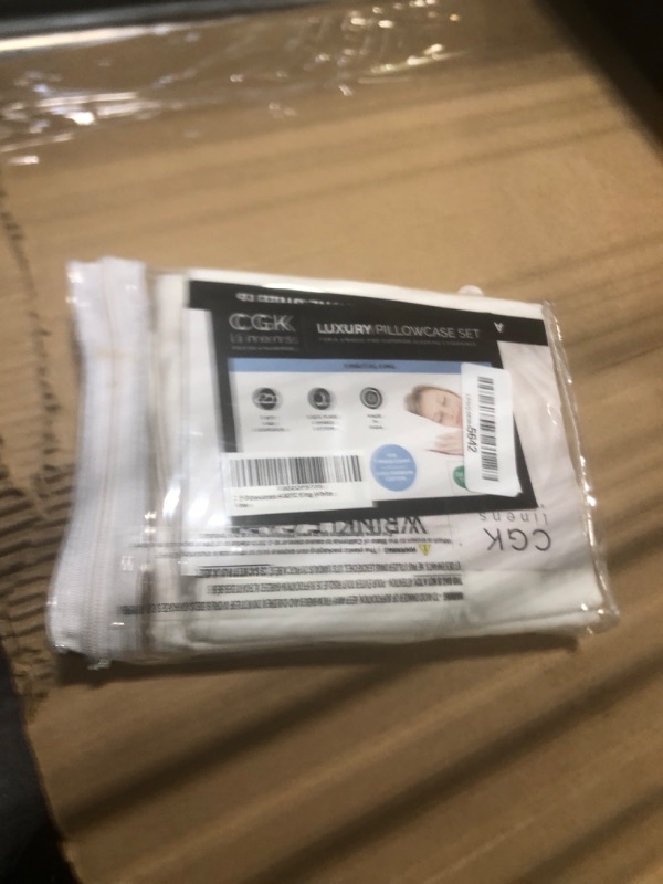 Photo 1 of 100% Cotton Pillow Cases King Size - Cooling, Breathable & Soft Pillowcase Covers Set of 2 - 400 Thread Count Cotton - Wrinkle & Fade Free - Machine Washable Protectors - Luxury Hotel Bedding - White