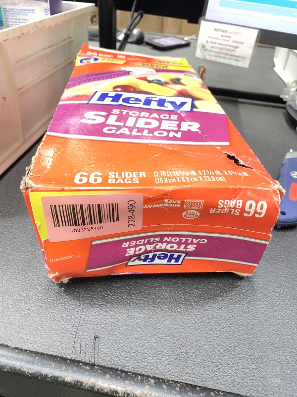 Photo 1 of *Box damaged/may have missing items* Hefty Slider Storage Bags, Gallon Size, 66ct