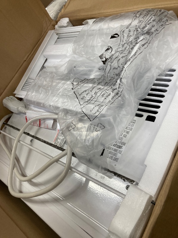 View 2 of **Its doesnt work, only to use for parts**Keystone 12,000 BTU Window Air Conditioner and Dehumidifier, 115V, Window AC Units for Apartment, Living Room, Garage, and Medium Sized Rooms up to 550 Sq.Ft., Window Unit Air Conditioners with Remote