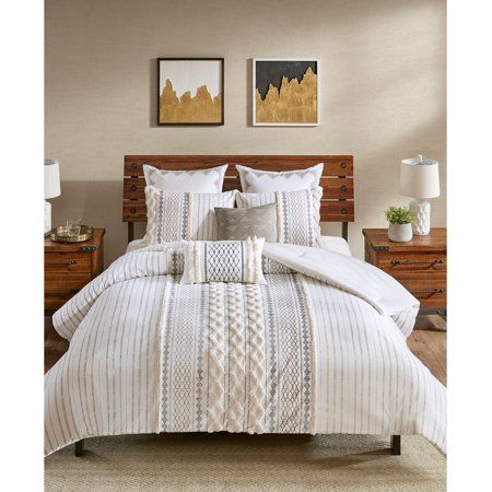 Photo 1 of ***USED*** INK+IVY Queen Comforter Set, Boho Comforters, Breathable Cotton Bed Set, All Season Modern Chenille Tufted Comforter with Farmhouse Bedding Flare, Gifts for Woman, Ivory 3 Piece