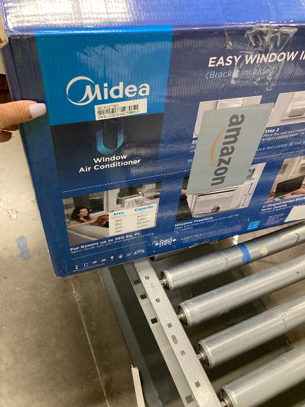 Photo 1 of ***PARTS ONLY***Midea 6.000 BTU U Shaped Smart Inverter Window Air Conditioner - Cools 350 Sq Ft, Ultra Quiet with Open Window Operation - Alexa/Google Assistant Compatible, 37% Energy Savings, Remote (2026 Edition)