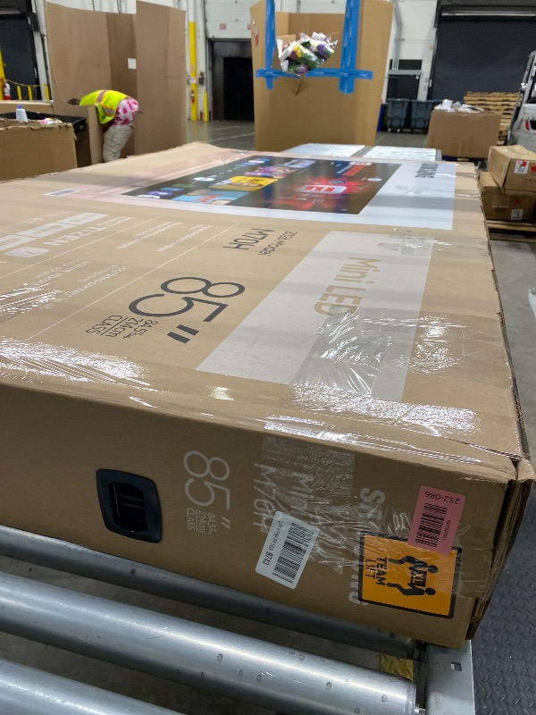 Photo 1 of ***NO RETURNS/NO REFUNDS****PARTS ONLY***Samsung 85-Inch Class Mini LED M70H Series Samsung Vision AI Companion Smart TV (2026 Model, 85M70H) Processor 4K, Pure Spectrum Color, Motion Xcelerator + DLG 120Hz***NO RETURNS/NO REFUNDS****PARTS ONLY***