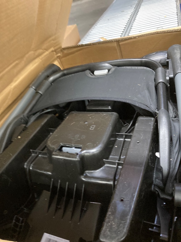 Photo 1 of ****Used; it is unknown if any parts are missing or if it works 100%.
****Evenflo Pivot Xpand Modular Travel System with LiteMax Infant Car Seat (Ayrshire Black)