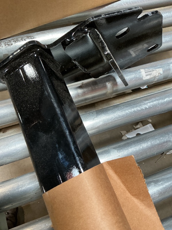 Photo 1 of ** scrapes from transport **CURT 13323 Class 3 Trailer Hitch, 2-Inch Receiver