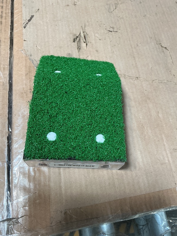 Photo 1 of ***MISSING SUCTION CUPS*** alfyng Turtle Resting Basking Platform Simulation Grass Turtle Ramp, Lawn Tortoise Climbing Ladder Resting Terrace for Reptile Frog Terrapin Amphibian - Medium
