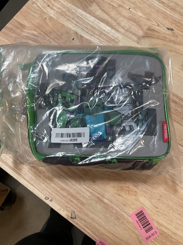 Photo 1 of ***LUNCH BOX ONLY*** Minecraft Backpack with Lunchbox Set for Boys School Bundle + More