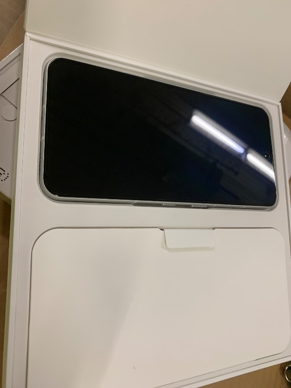 Photo 1 of Nothing Phone (3) Cell Phone, 5G Unlocked Phones 256GB, Android 15, Snapdragon 8s Gen4, AI Mobile Phones with Four 50MP Cameras & AMOLED Display, 5150mAh, Glyph Interface, Smartphone White