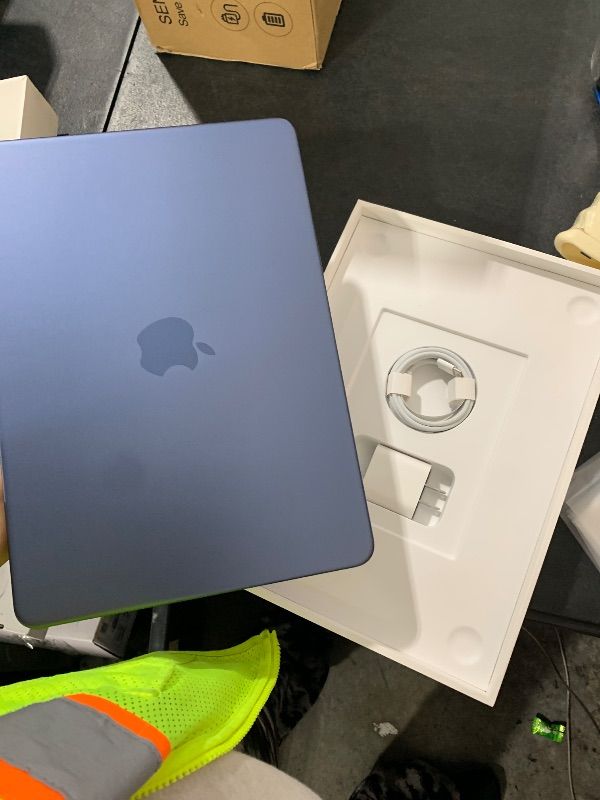 Photo 1 of Apple 2026 MacBook Neo 13-inch Laptop with A18 Pro chip: Built for AI and Apple Intelligence, Liquid Retina Display, 8GB Unified Memory, 512GB SSD Storage, 1080p FaceTime HD Camera, Touch ID; Indigo