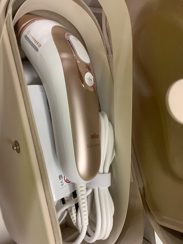 Photo 1 of Braun Smart IPL, Skin i·Expert Pro 7, VOGUE's Best Hair Removal Device, IPL Hair Removal for Women and Men, Permanent Laser Hair Reduction At-Home, World's 1st Smart App, 4 Heads, IPL7387