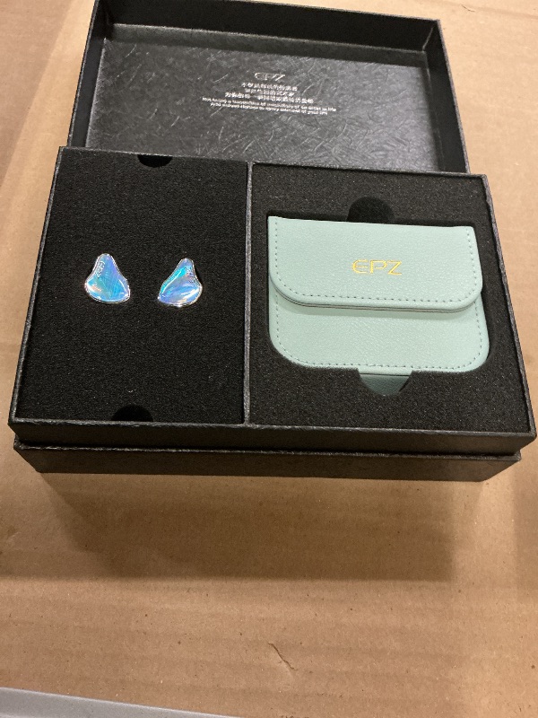 Photo 1 of EPZ P40 in Ear Monitor Hi-Fi Earbuds 2DD+1Planar+1PZT Ceramic Hybrid Drivers IEM Replaceable 3.5/4.4mm Plug Copper Silver-Plated Cable for Musician Audiophile