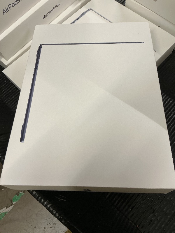 Photo 1 of FACTORY SEALED— Apple 2026 MacBook Air 15-inch Laptop with M5 chip: Built for AI, 15.3-inch Liquid Retina Display, 16GB Unified Memory, 512GB SSD, 12MP Center Stage Camera, Touch ID, Wi-Fi 7; Midnight