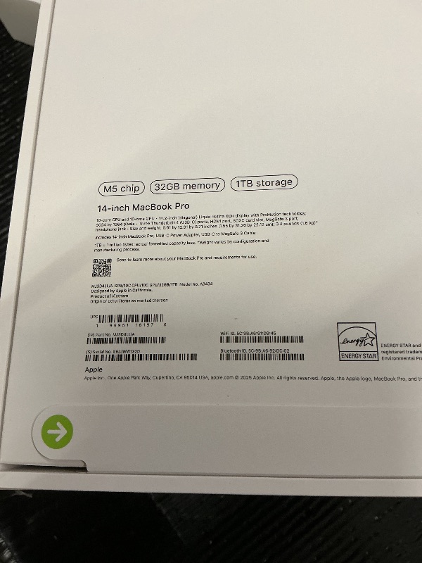 Photo 1 of FACTORY SEALED— Apple 2026 MacBook Pro Laptop with Apple M5 chip with 10-core CPU and 10-core GPU: Built for AI, 14.2-inch Liquid Retina XDR Display, 32GB Unified Memory, 1TB SSD; Space Black