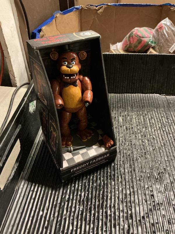 Photo 1 of Five Nights At Freddy's - Cable Guy - Freddy Controller Holder & Phone Stand