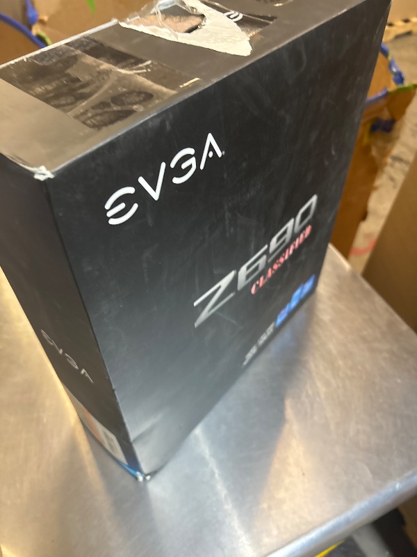 View 5 of EVGA Z690 Classified EATX Motherboard LGA 1700