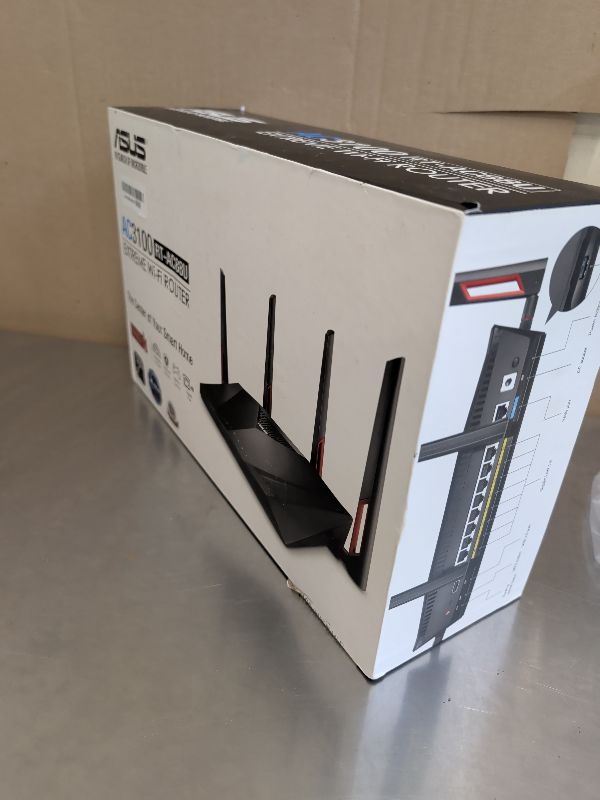 View 4 of ASUS RT-AC88U Dual-Band Gigabit WiFi Router