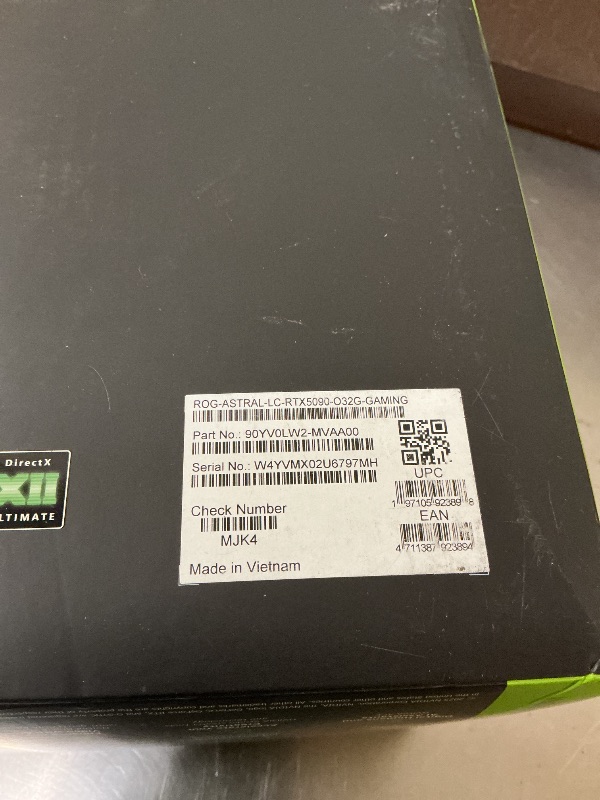 Photo 1 of ASUS ROG Astral LC GeForce RTX 5090 32GB GDDR7 OC Gaming Graphics Card
