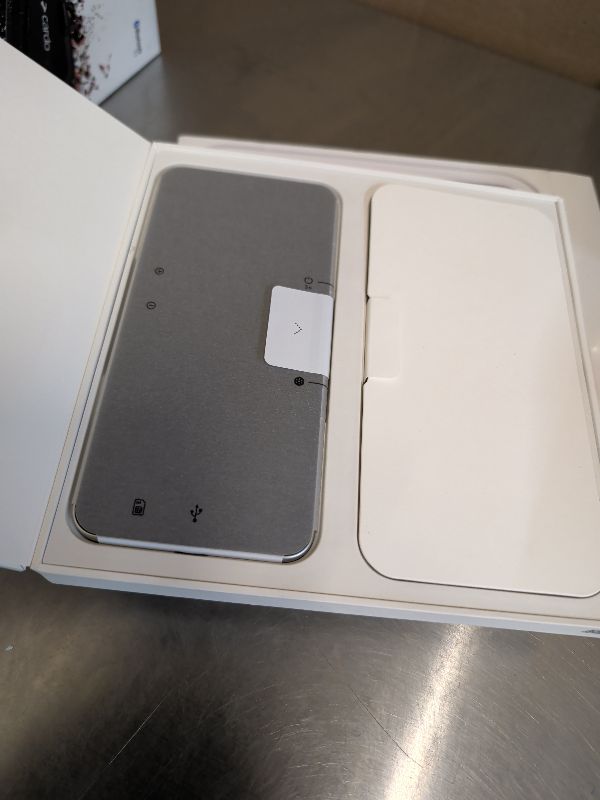 Photo 1 of Nothing Phone (3) Cell Phone, 5G Unlocked Phones 512GB, Android 15, Snapdragon 8s Gen4, AI Mobile Phones with Four 50MP Cameras & AMOLED Display, 5150mAh, Glyph Interface, Smartphone White