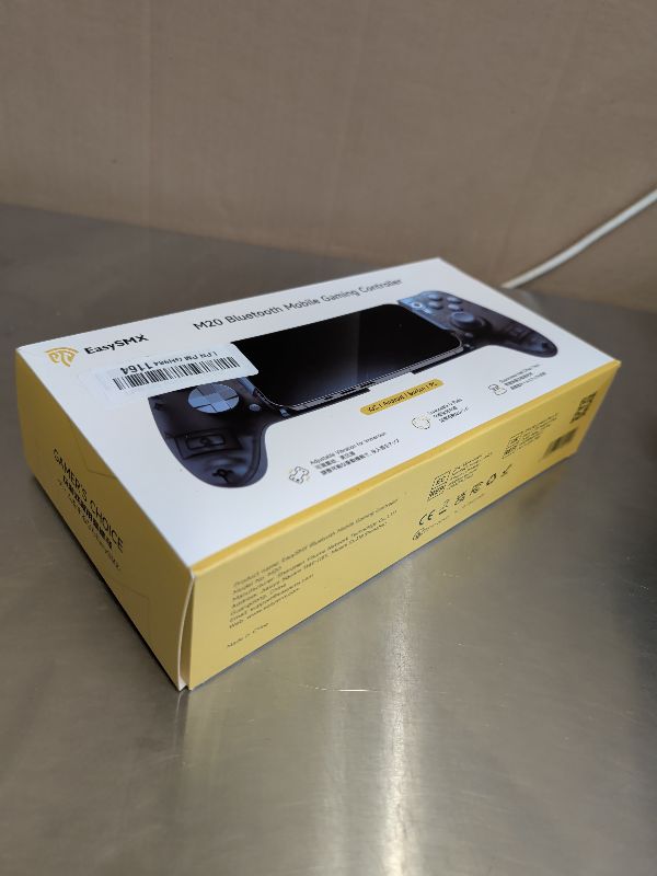 Photo 1 of EasySMX M20 Bluetooth Mobile Controller