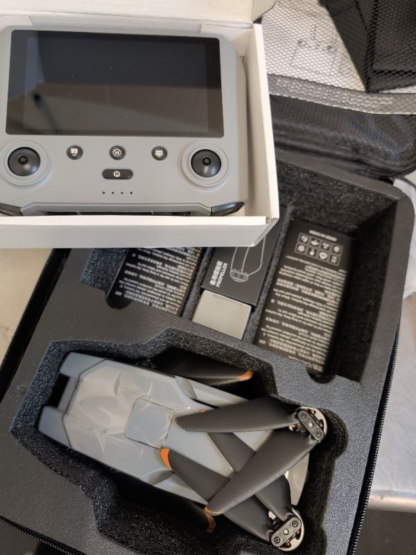 Photo 1 of Cyaxzolp AE86ProMax 4K Drone with 3-Axis Gimbal