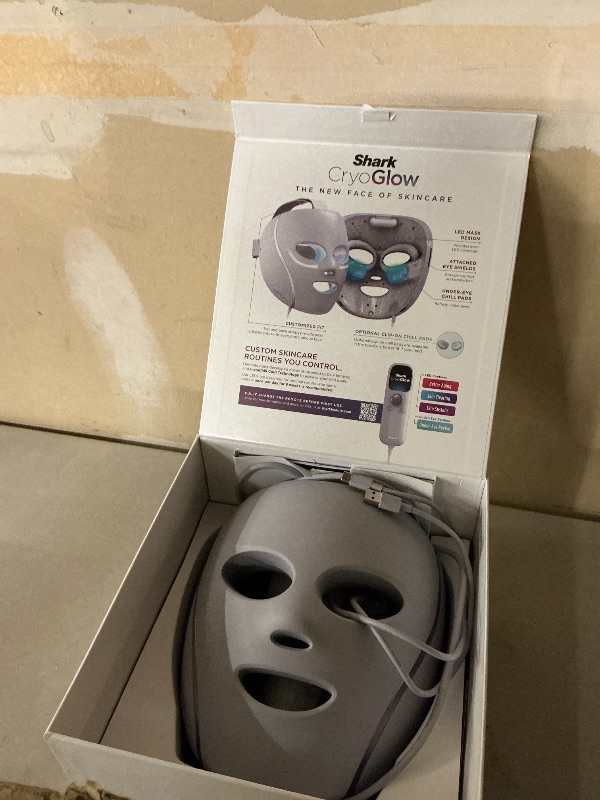 Photo 1 of Shark CryoGlow LED Face Mask in Lilac Frost, FW312PL
