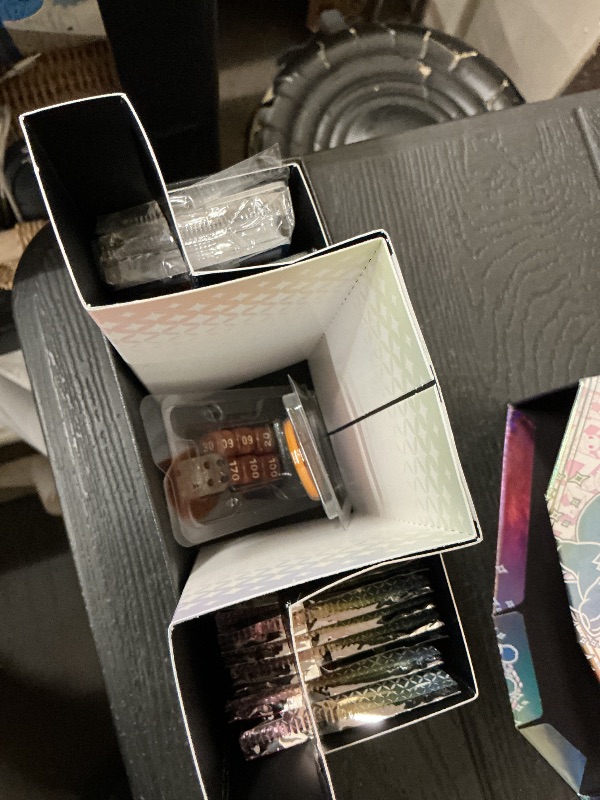 Photo 1 of Pokemon TCG: Scarlet & Violet—Prismatic Evolutions Elite Trainer Box