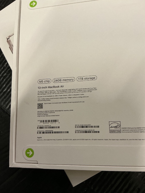 Photo 1 of FACTORY SEALED—Apple 2026 MacBook Air 13-inch Laptop with M5 chip: Built for AI, 13.6-inch Liquid Retina Display, 24GB Unified Memory, 1TB SSD, 12MP Center Stage Camera, Touch ID, Wi-Fi 7; Midnight
