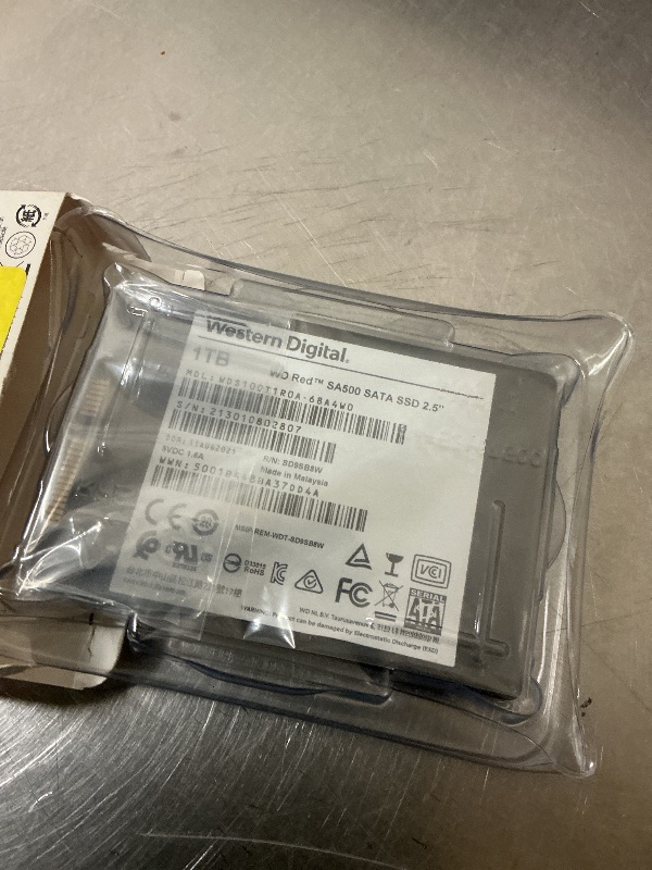 View 2 of Western Digital WD Red SA500 NAS SSD 1TB SATA III Internal SSD