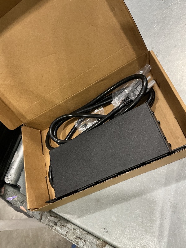 Photo 1 of 10 inch Rack PDU, 1U 6 Outlets(2 in front, 4 in back),1020J Surge Protection and 15A Overload Switch & 2 USB-A, Rack Mount Power Strips for 10'' Mini Server Network Cabinets/Rack/Self, 14AWG 6ft Cable