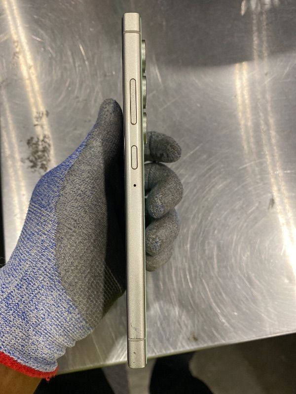 View 6 of **View Clerk Notes**SAMSUNG Galaxy S24 Ultra Cell Phone, 512GB AI Smartphone, Unlocked Android, 200MP, 100x Zoom Cameras, Long Battery Life, S Pen, Global Version, 2024 - Titanium Gray