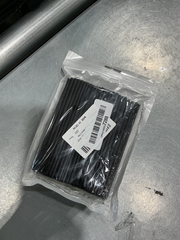 Photo 1 of 100 Pcs Black Cocktail Straws, 5.12 Inch Short Disposable Plastic Drink Straws Small Short Drinking Straw for Whiskey Bar Club Cocktail Cold Drinks, Cups Travel Mugs Crafts Home Bars Use