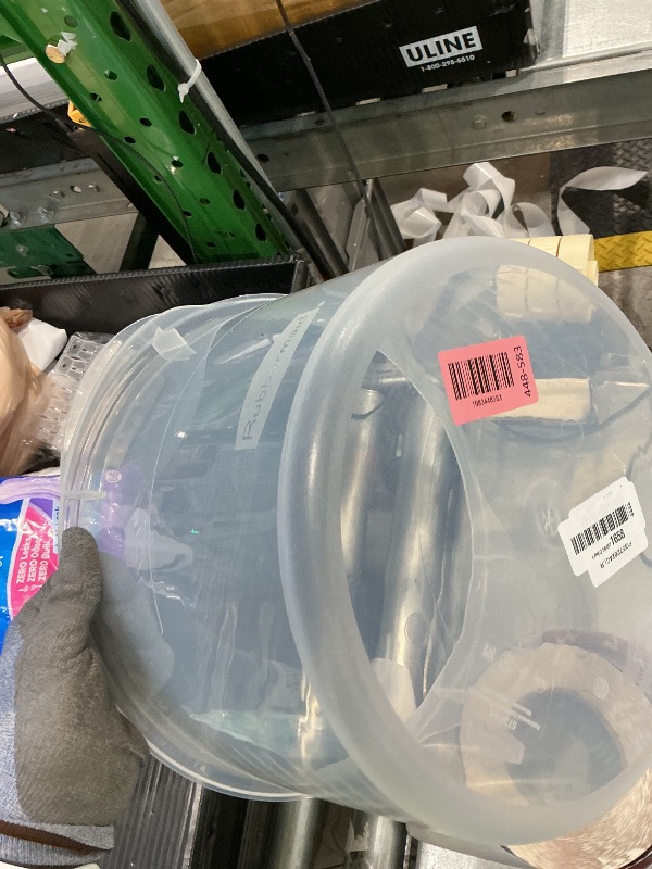 Photo 1 of ***Missing lid*** Rubbermaid Commercial Products Plastic Round Food Storage Container, 12 Quart, Clear, High Temperature Range Food Organization/Storage for Wet/Dry Food in Kitchen/Restaurants/Cafeteria