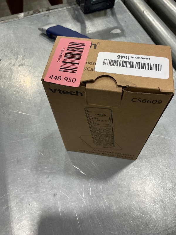 Photo 1 of !!!!HAS BEEN USED!!!!!!!
VTech CS6609 DECT 6.0 Expandable Cordless Accessory Handset Only (Requires Compatible Base: CS6619, CS6629, CS6648, CS6649) - Silver/Black