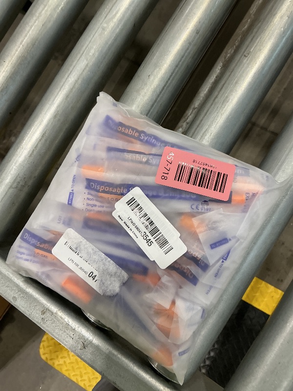 Photo 1 of 0.5 ml/cc 30 Gauge 1/2 Inch 13mm Syringes, Lab Disposable Syringes with Needle, Pack of 50