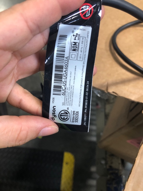 Photo 1 of ***NO TURN ON8****Dyson Airwrap i.d. Multi-Styler, Allure Winner, Bluetooth Connected, No Heat Damage, 6-in-1 Versatility, Intelligent Hair Styler