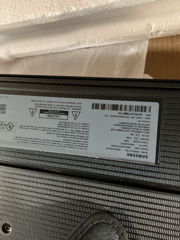 View 4 of [Missing Everything] Samsung 43" The Frame QLED 4K Smart TV (2025)
