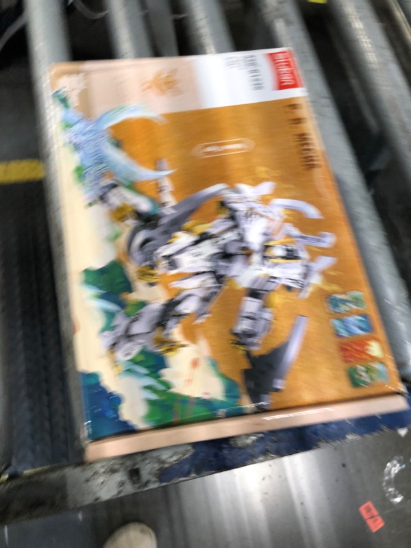 Photo 1 of ****NO INSTRUCTIONS***Sluban Mech Building Set, Robot Building Toys for Adults, Destroy Warrior Action Figure Building Kit, Compatible with Lego Mech Sets, 679PCS