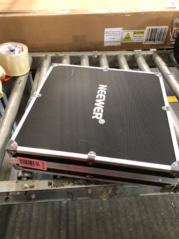 Photo 1 of *** used*** NEEWER NL660 Bi-Color LED Video Light