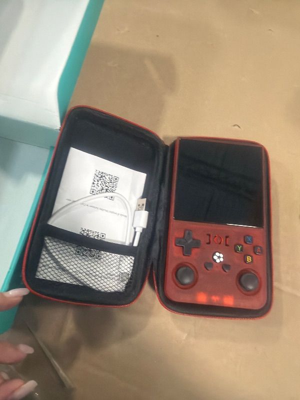 Photo 1 of [Needs Repairs] R36MAX 4000mAh Portable Rechargeable Handheld Retro Game Console,Handheld Retro Game Console with 64G TF Car,4.0-inch Screen,Feminine+Masculine Colors Easy Install for Travelers,Black