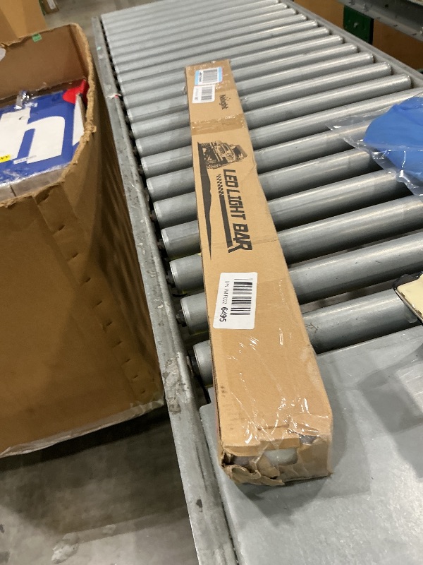 Photo 1 of [MISSING PARTS] Nilight Single Row LED Light Bar Ultra-Slim Spot Flood Combo Light Bar 31 Inch 90W Fog Light Driving Light Work Light Roof Bumper Light for Offroad 4x4 Trucks Polaris SUV ATV UTV