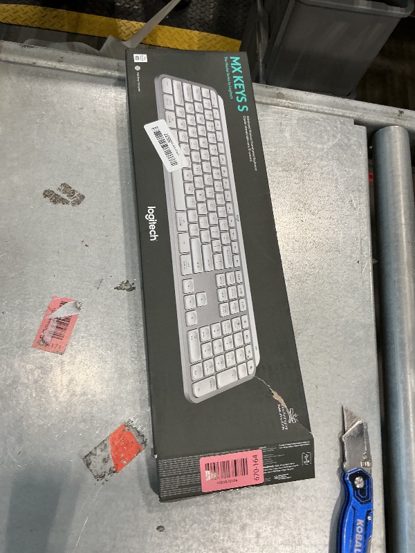 Photo 1 of Logitech MX Keys S Wireless Keyboard Low Profile Fluid Precise - Pale Grey