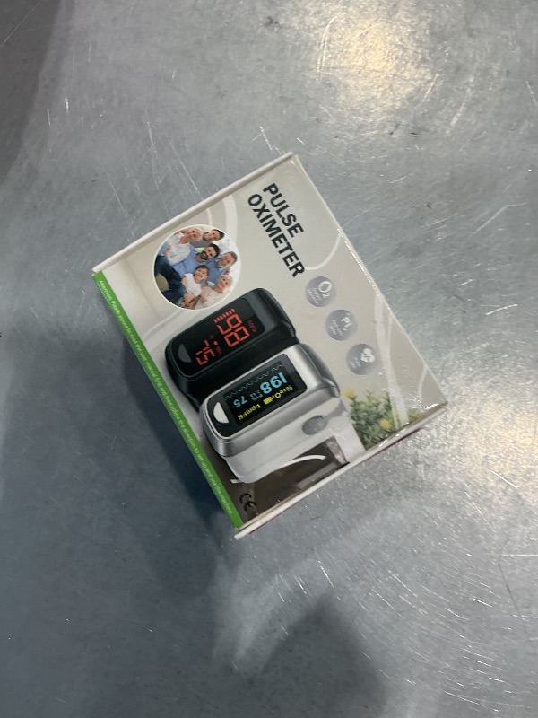 Photo 1 of [NONFUNCTIONAL] HOLFENRY Pulse Oximeter Fingertip - Large Display Oxygen Monitor Fingertip with Fast 5-8s Reading for SpO2/Heart Rate/PI, Accurate Pulse Ox for Home/Sports/Travel, Batteries & Lanyard Included