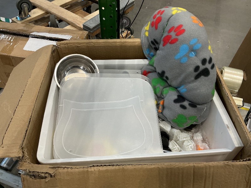 Photo 1 of [Missing Building Instructions] Cat Cage Indoor with Litter Box, Complimentary Bed, Bowl, Cleaning Three Piece Set, Large Cat Enclosure, Cat House with Wheels Outdoor, Small Animal Cage Cat Kennel, White, 41.8(L) x 18.1(W) x 46.1(H)
