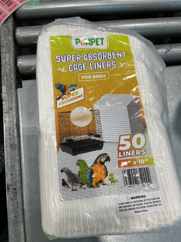 Photo 1 of 14" X 18" Disposable Bird cage Liners 50 Units, Super Absorbent, Parakeets, Cockatiels, Doves, Canaries, Parrots