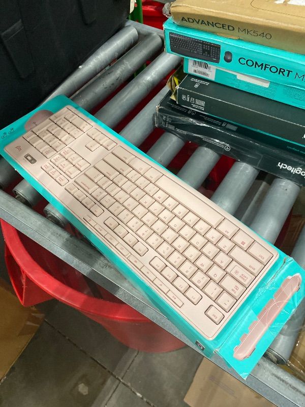 View 3 of [Missing mouse and receiver] Logitech MK270 Wireless Keyboard and Mouse Combo - Rose