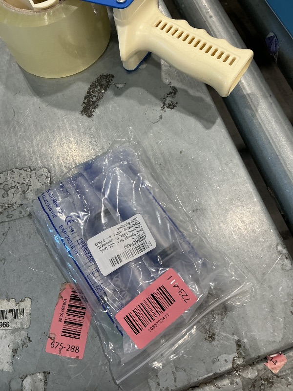 View 2 of 20ml Syringe for Liquid, Oral, Scientific Labs, Measurement, Dispensing, with Cap- 3 Pack 20ml Syringes