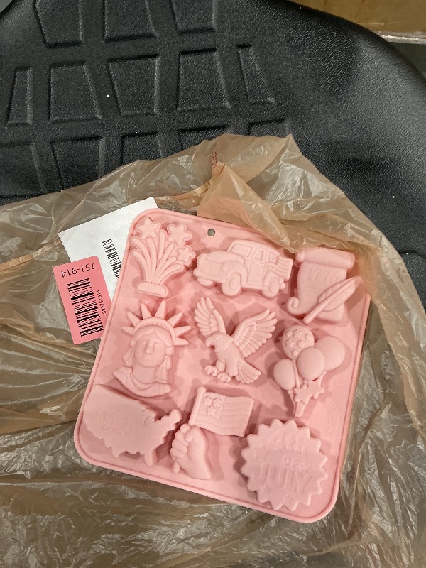 View 1 of 2pcs pink musical instruments 
