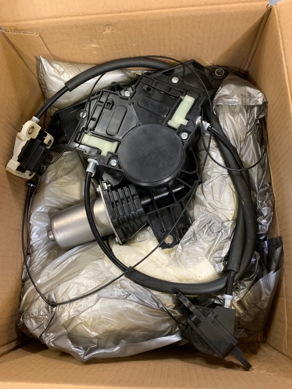 Photo 1 of CCNLHZM Left Sliding Door Motor Assembly w/Cable Compatible with Honda Odyssey 3.5L 2011-2017 Sliding Door Motor w/o chipboard Replace# 747-302 72050-TK8-305 72050-TK8-A01